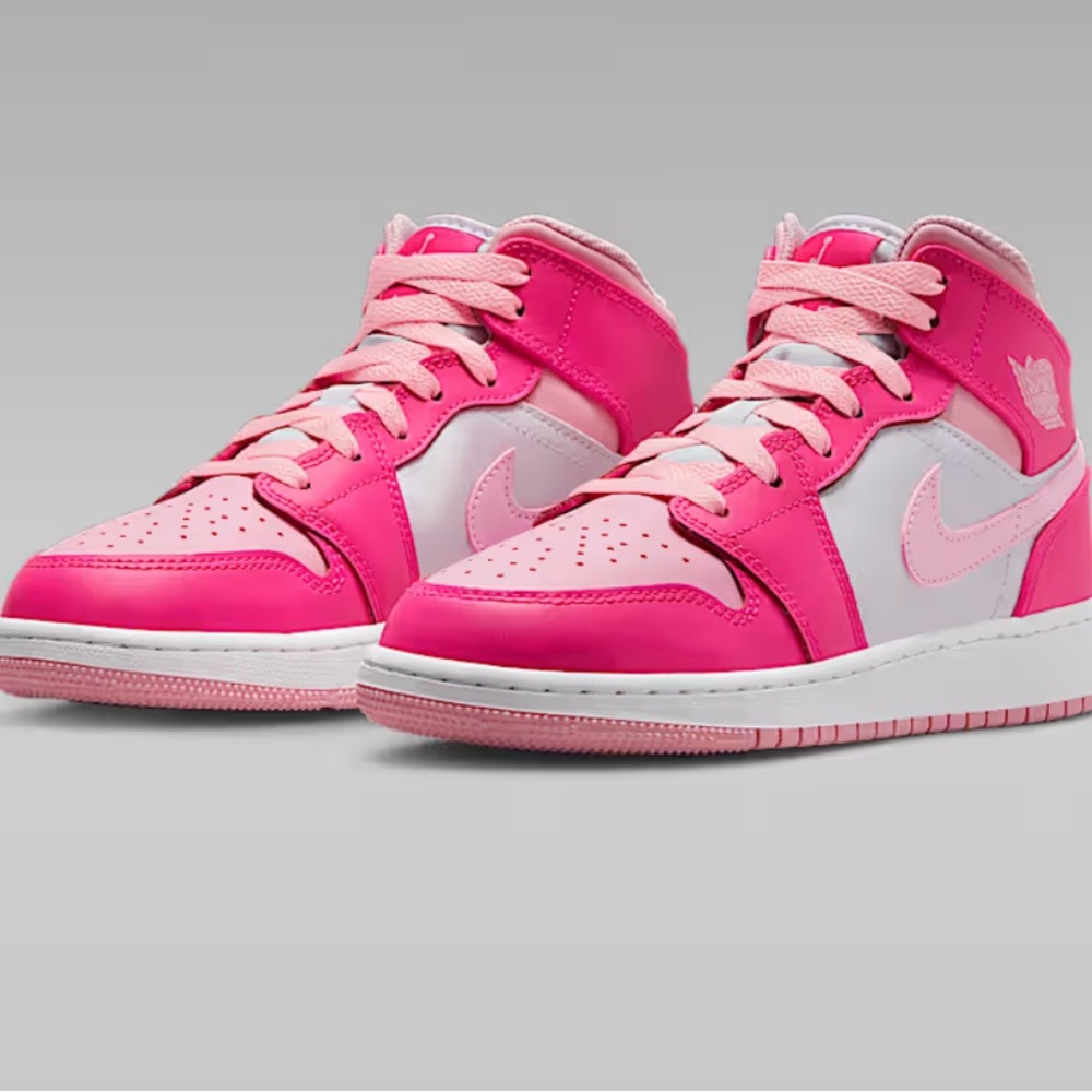 Nike Pink and White Sneakers Pink Foam/White/Hyper Pink GS 6.5